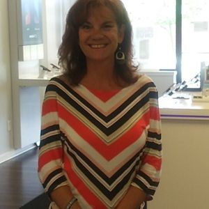 Meet your Posher, Laurie